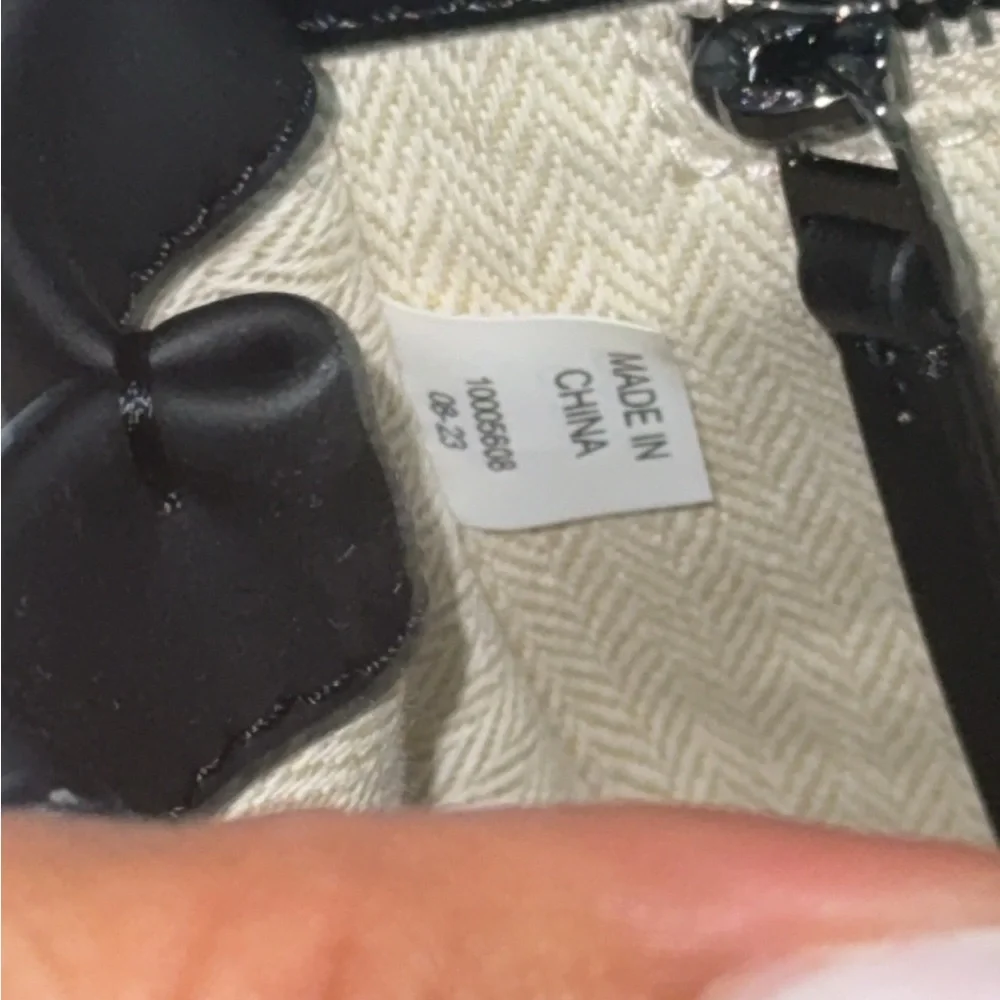 Tory Burch nwt tory